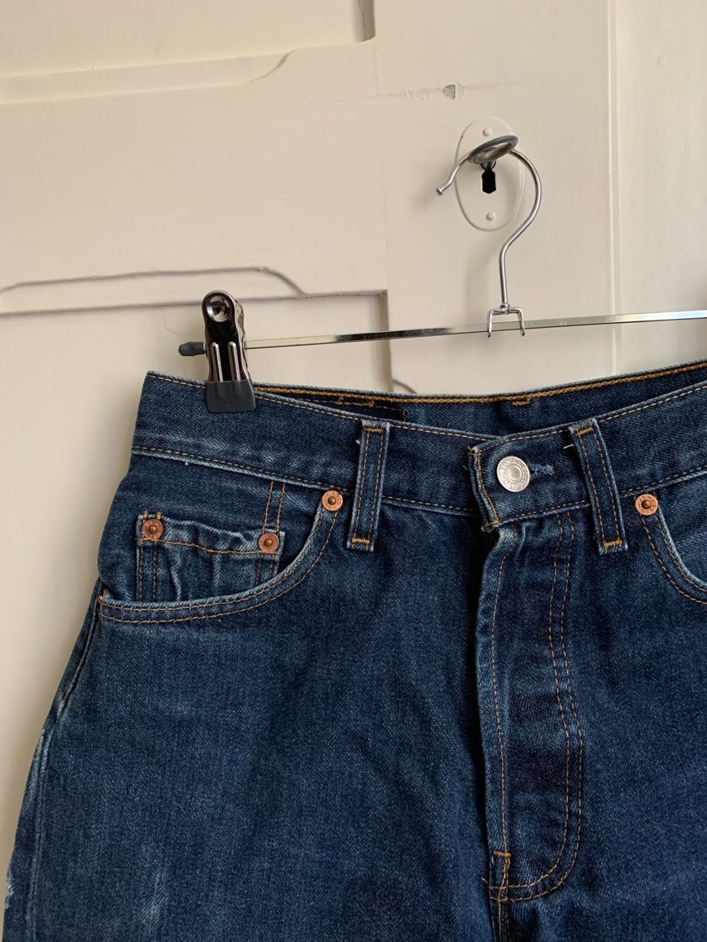 Levi's Jeans: LEVIS - Jeansshorts blau W30 – Usato da Zürich venduto da Diazaio 1