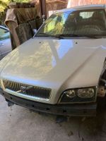 Volvo V40 Kühlerhaube als Ersatzteilspender Top Zustand