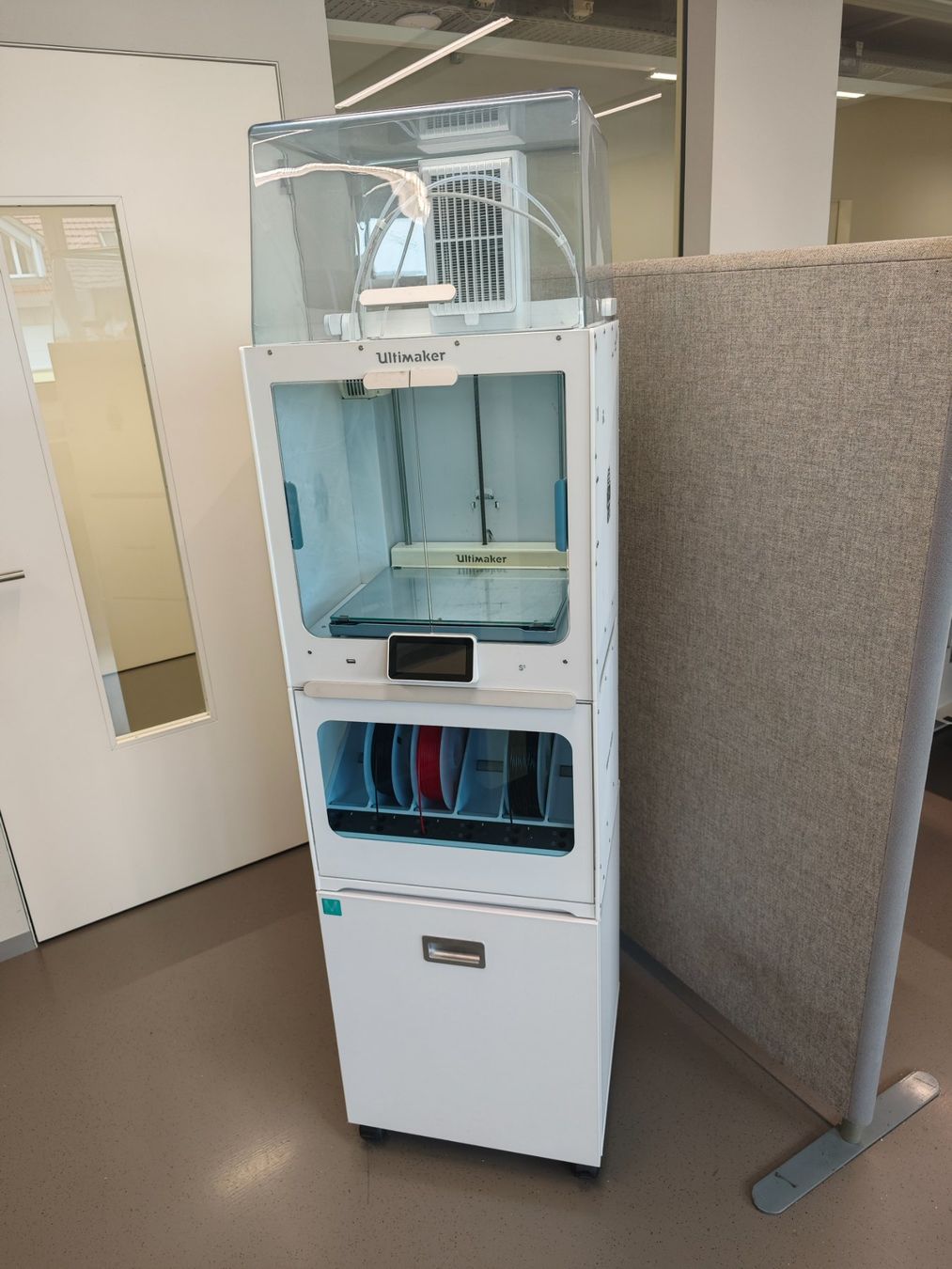 Ultimaker Stampanti 3D: 3D-Drucker UltiMaker S5 Pro Bundle – Usato da Winterthur venduto da TOGE1 1