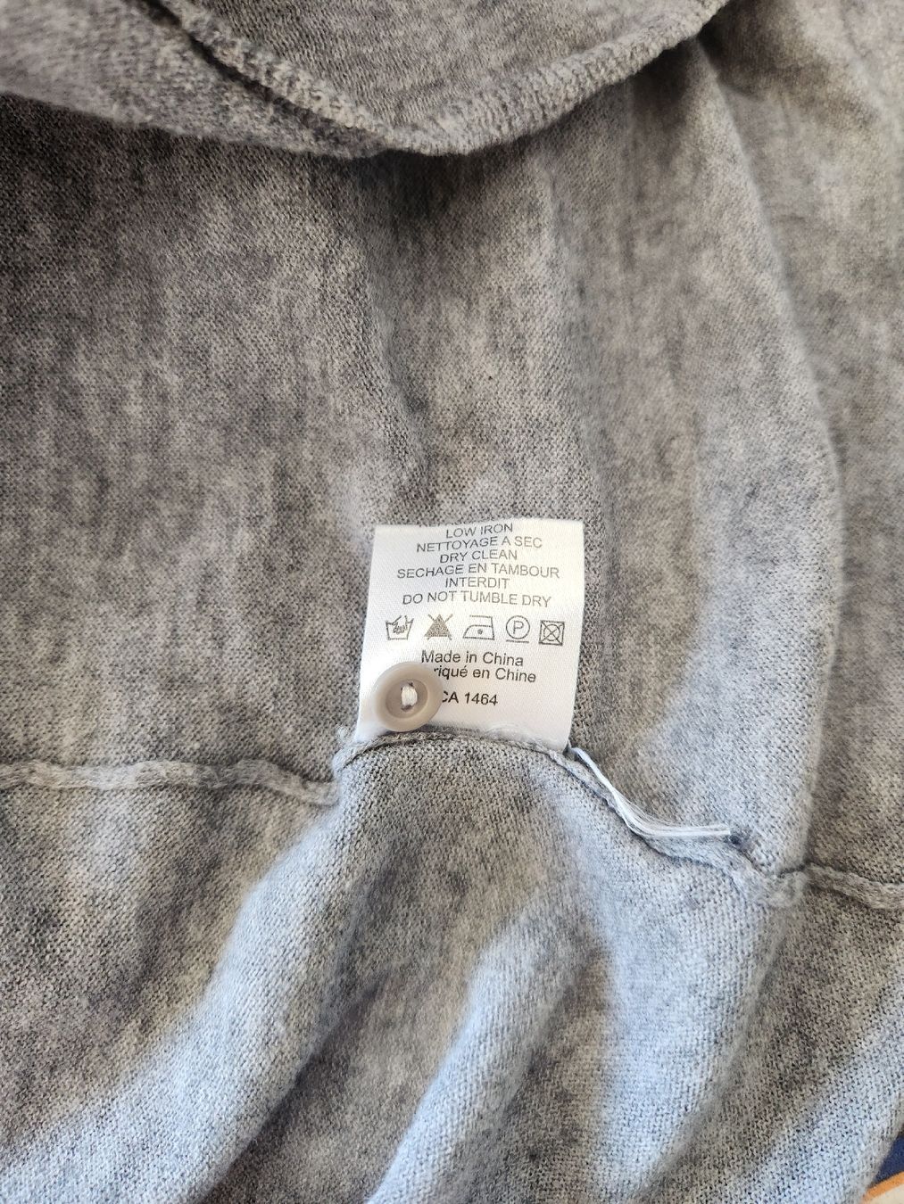 Des Petits Hauts Pullover & Sweatshirts: Des Petits Hauts cardigan gris  – Gebraucht aus Lausanne von man_rw9q 7