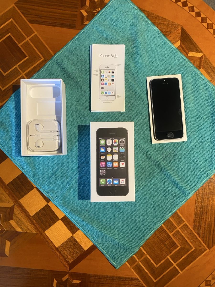 Apple Handys / Smartphones: iPhone 5S (Silber) – Gebraucht aus Balm b. Günsberg von frankreich05