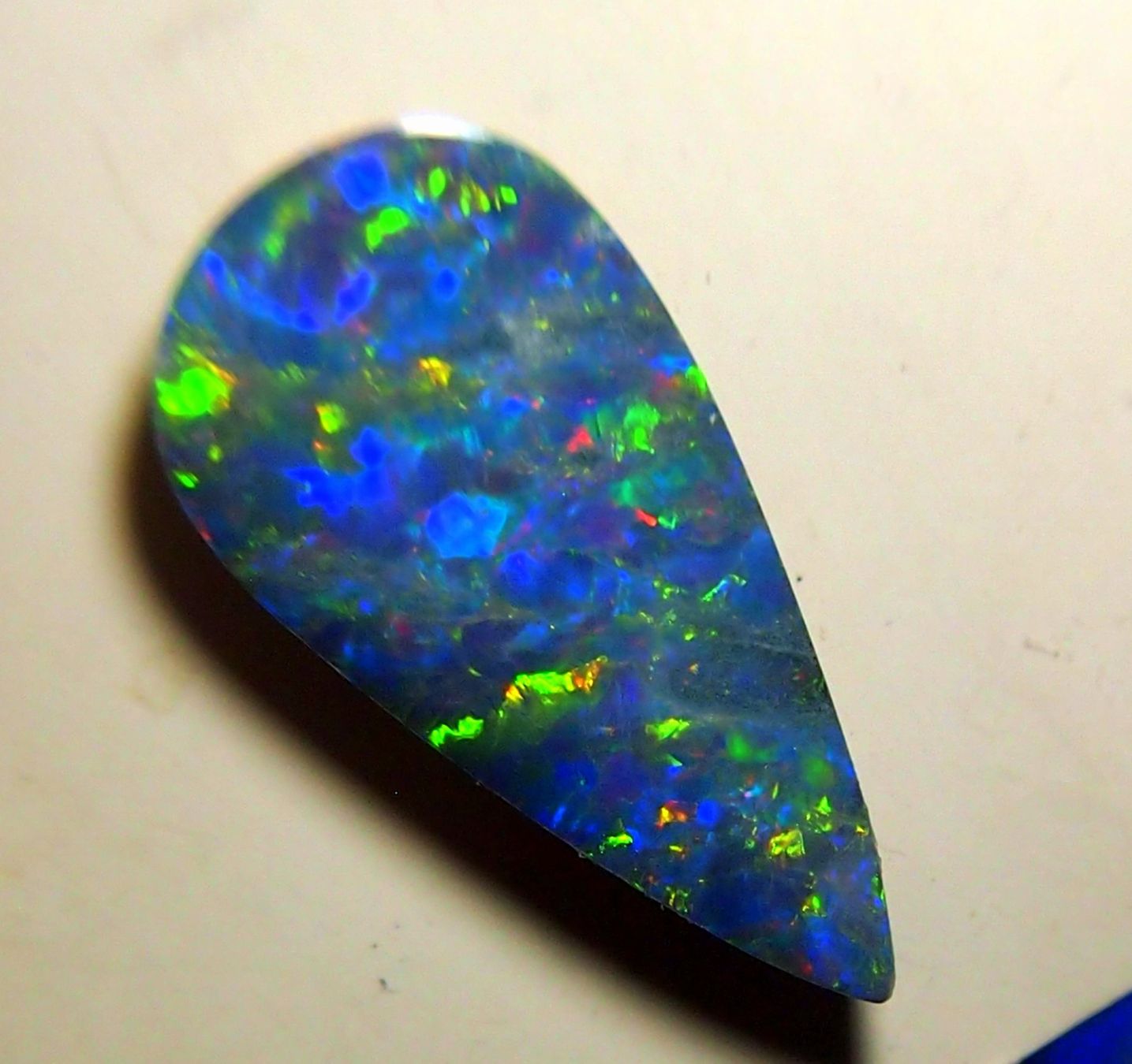Pietre preziose: 5,78 CTS A GRADE STUNNING DOUPLETTE OPAL! AAA – Nuovo e nell'imballaggio originale da Reinach BL venduto da Marblue 5