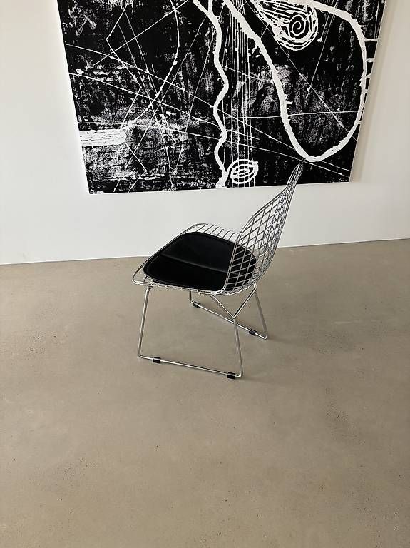 Sedie: Designer Wire Chair mit Echtlederkissen – Nuovo e nell'imballaggio originale da Münchenstein venduto da AndreHaus