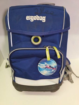 Ergobag Schulrucksack blau mit Kletties (Name auf Deckel)