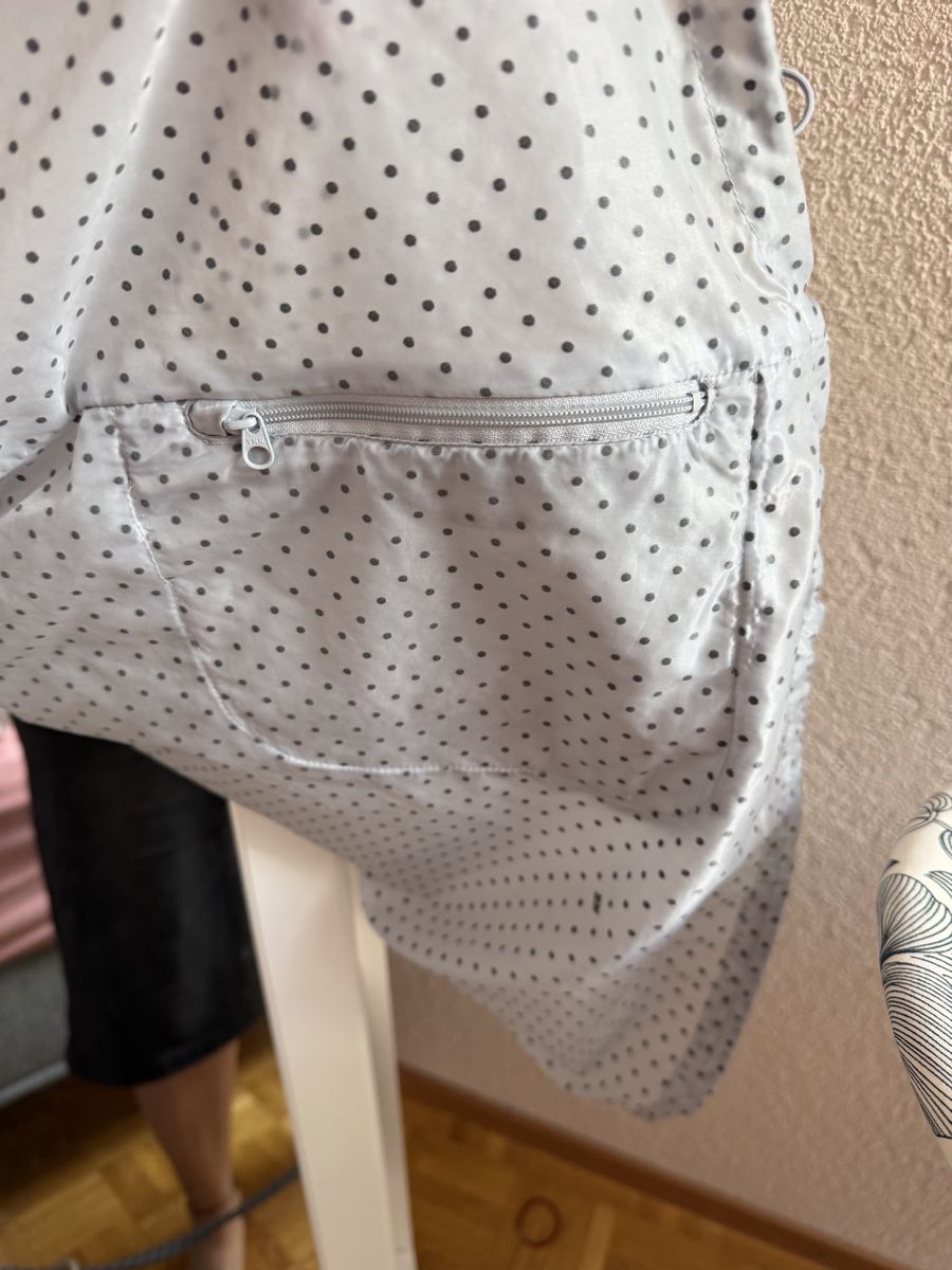 Nike Giacche: Veste Nike running taille L – Usato da Savagnier venduto da Pivovar2 4