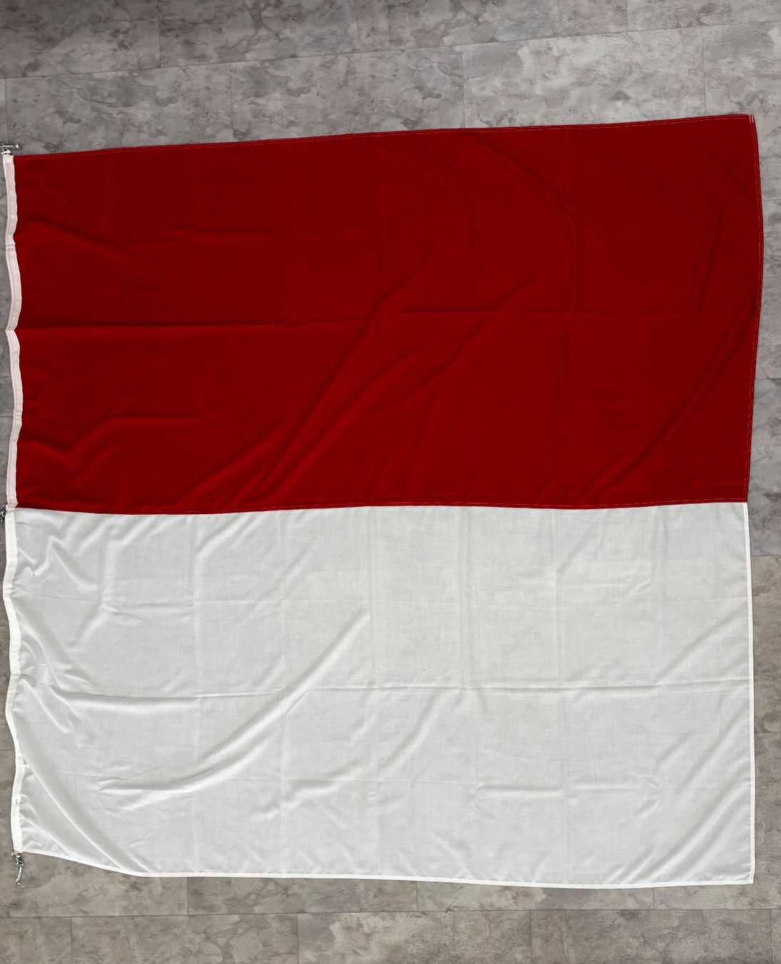 Fahnen: Hissfahne Kanton Solothurn 200 x 200cm – Neu und originalverpackt aus Wohlen AG von alpenfahnen_ag