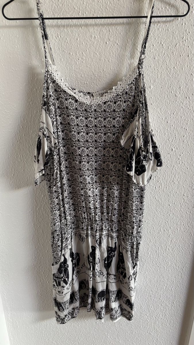 Lotti di vestiti: 3 süsse Sommerkleider – Usato da Roggwil BE venduto da R.. 6