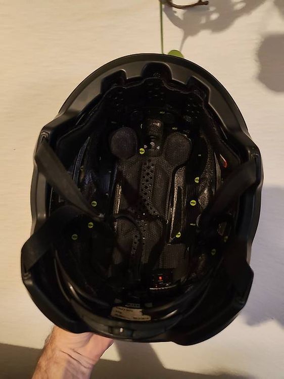 Casque BELL Annex Noir (Gebraucht) in Genève für CHF 40 – nur Abholung ...