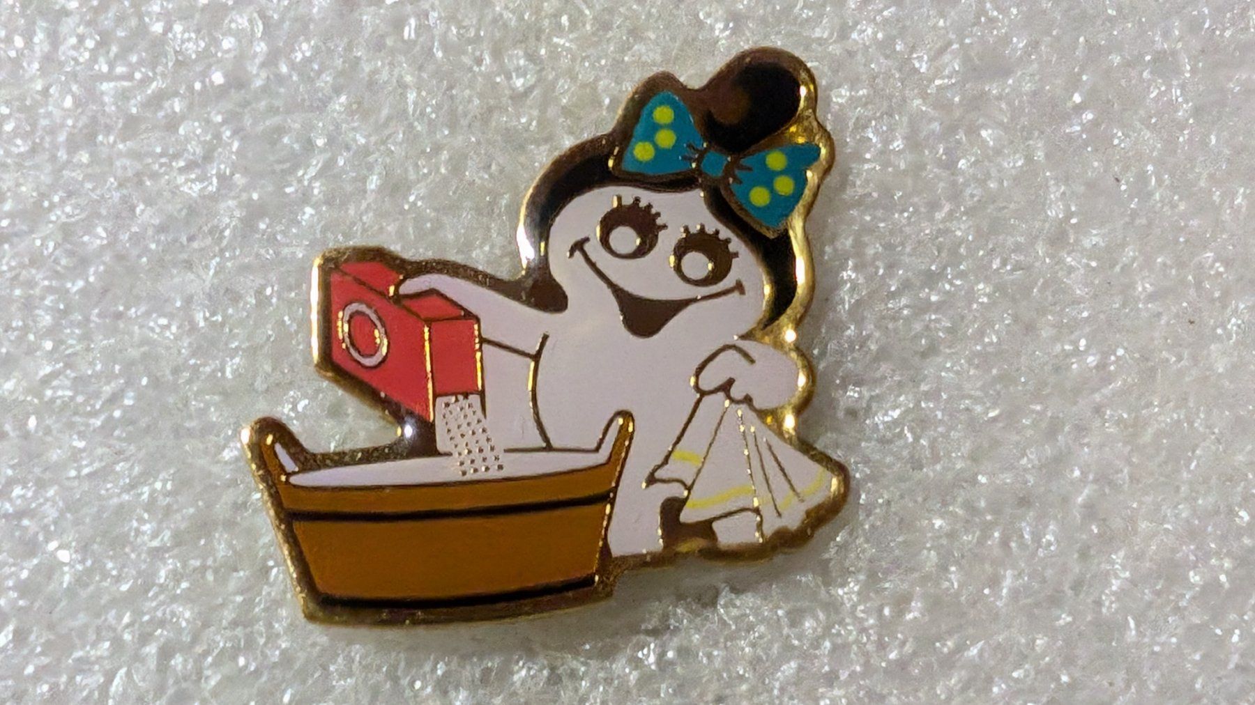 Placchette & Badge: Ansteckpin 216: Maga Bio – Usato da Oppligen venduto da Pin-Fall-Shop