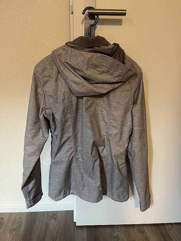 Giacche: Regenjacke Quecha XS – Usato da Erstfeld venduto da imla_ 1