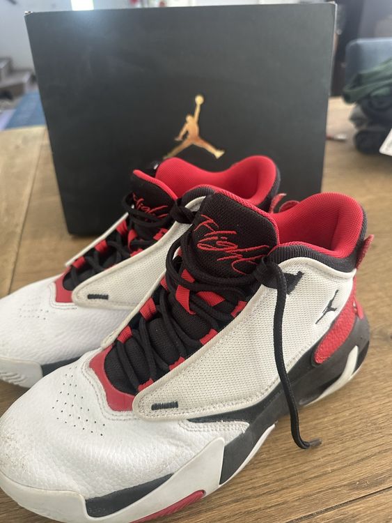 Jordan max aura (kids) size 38 (Gebraucht) in Grand Lancy für CHF 35 ...