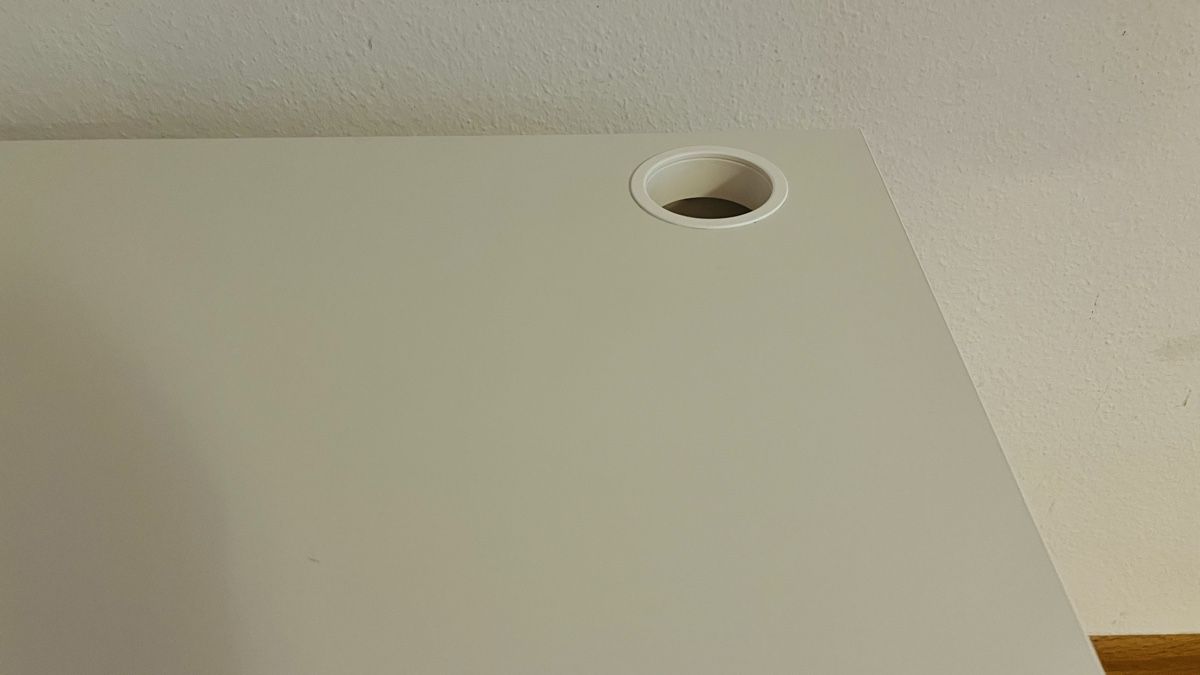 Scrivanie: Ikea Micke Schreibtisch – Usato da Basel venduto da Nikitan 2