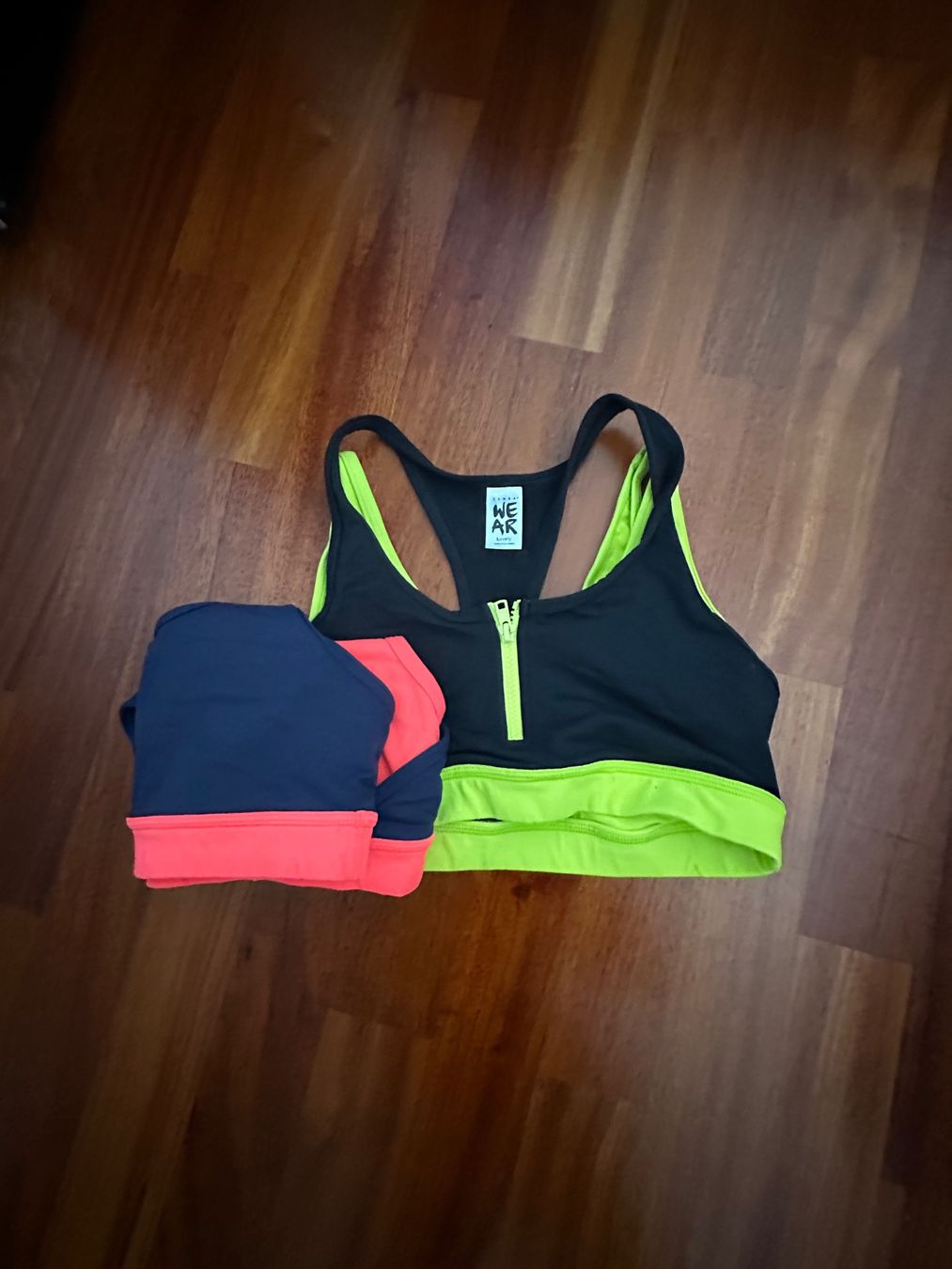 Tops: Zumba Bras (2 Stück) – Neu (gemäss Beschreibung) aus Luzern von Anja0918