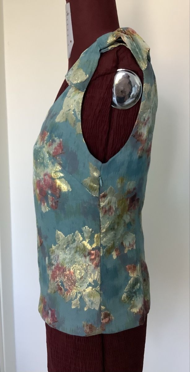 Sisley Top: Elegante top Sisley – Usato da Magadino venduto da ber_6kbt 2