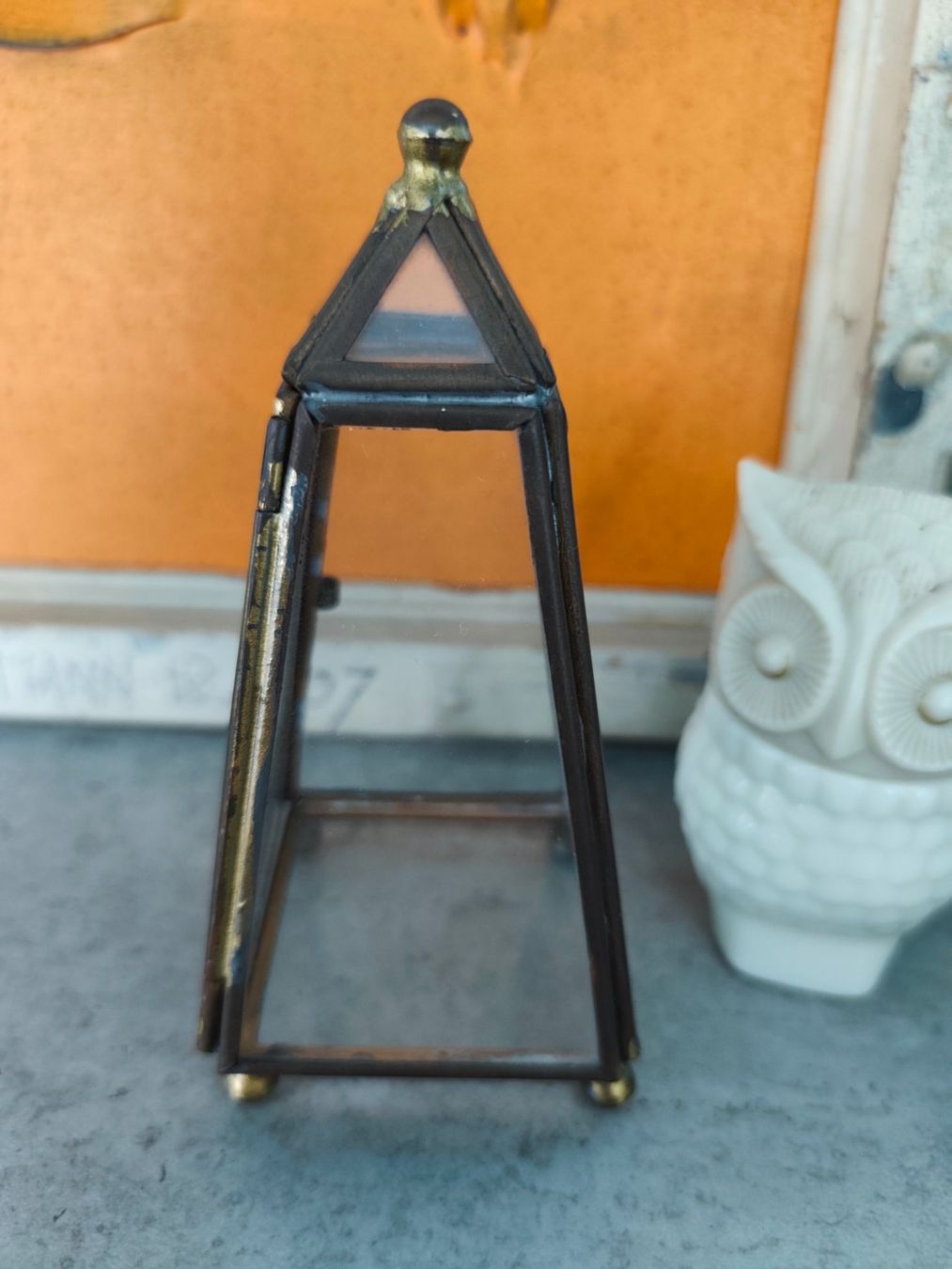 Vetrine: Vintage Mini-Vitrine Pyramide aus Messing & Glas Deko – Usato da Laufen venduto da Buh-Ding 2