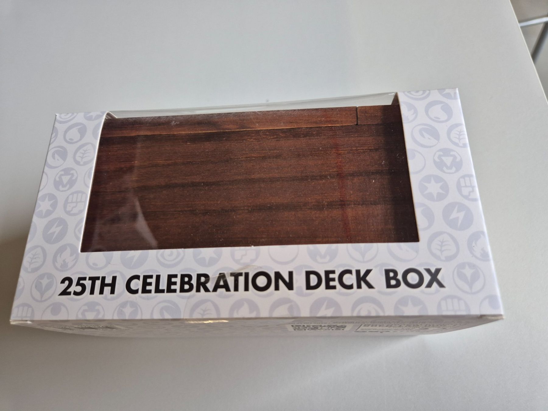 Pokémon Sammelbilder & Trading cards: Pokemon 25th Celebration Deck Box Holz – Neu und originalverpackt aus Oberburg von SkySpell 1