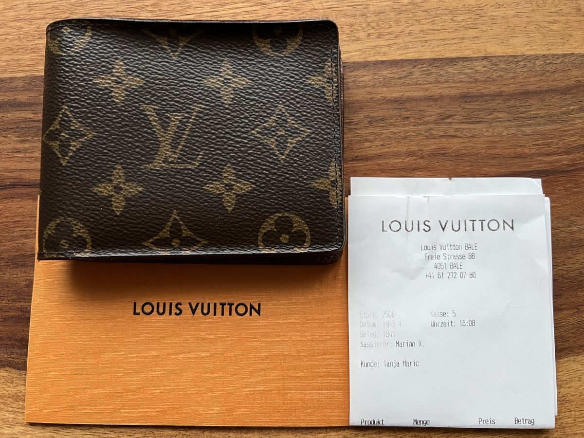Louis Vuitton Portafogli: LOUIS VUITTON Multiple Geldbörse M60895 – Usato da Füllinsdorf venduto da Maric0