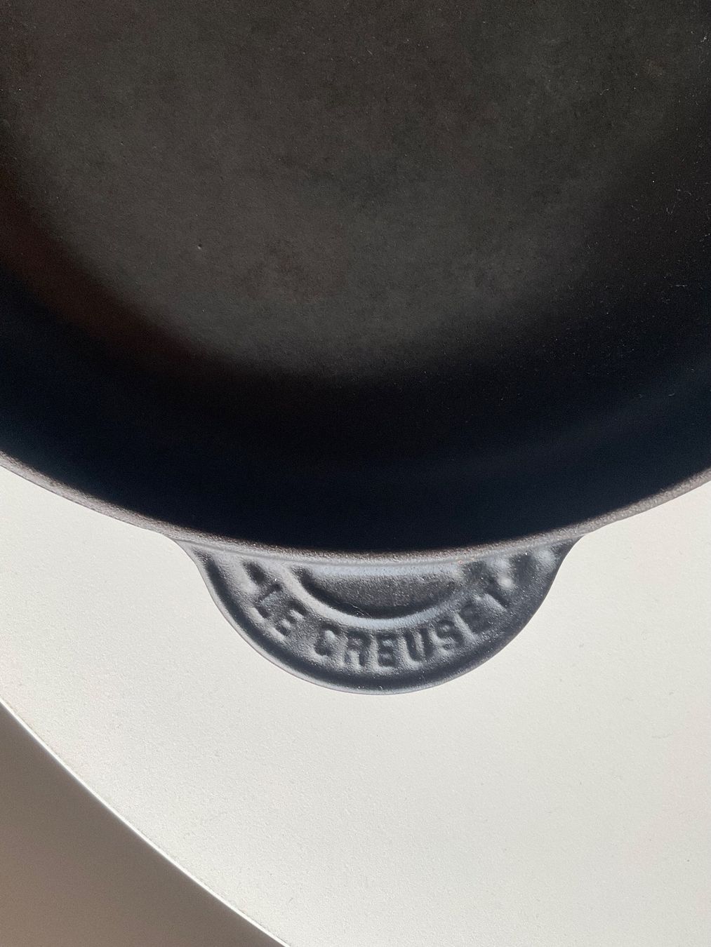 Le Creuset Poêles: LE CREUSET GRILLPFANNE 28 CM – D'occasion à Scuol par Lotus2020 3