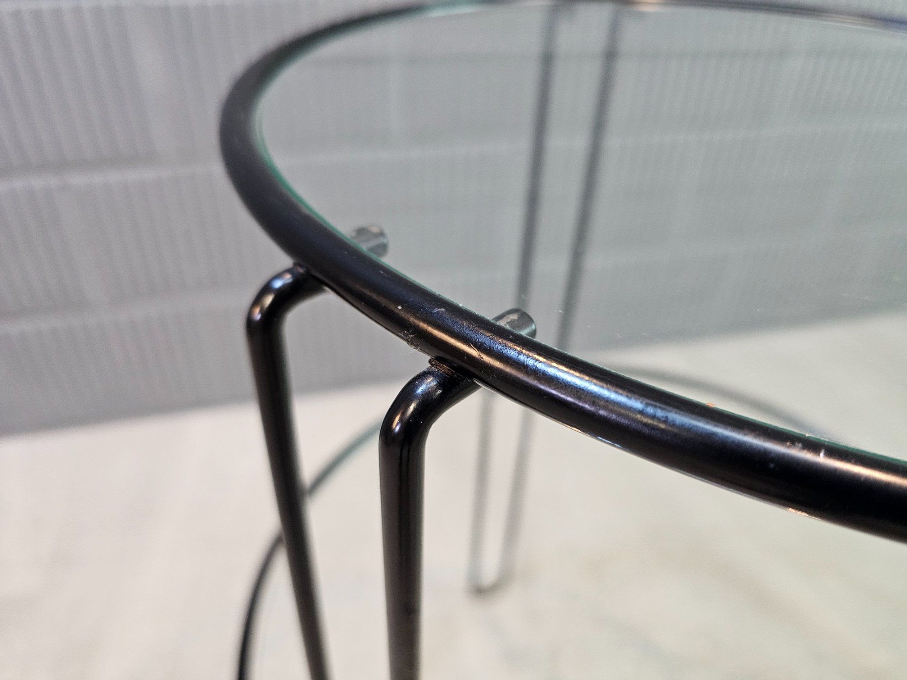Tavoli: 1980 Wire Nesting Tables, Satztisch, Coffee-Table Glastische – Usato da Nottwil venduto da Wondewa-Shop 5
