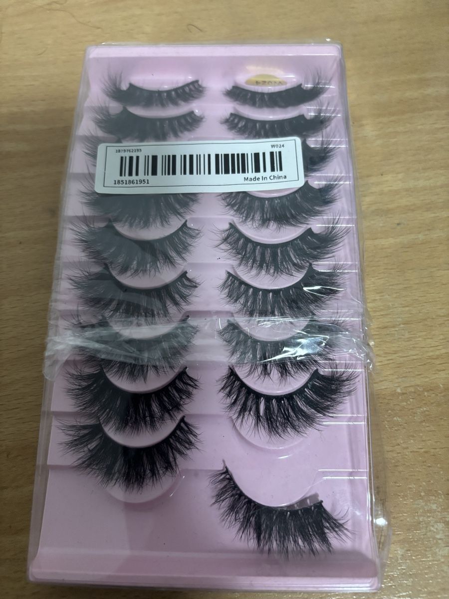 Make-up: Artificial Eyelashes – Neu (gemäss Beschreibung) aus Stallikon von Toluu