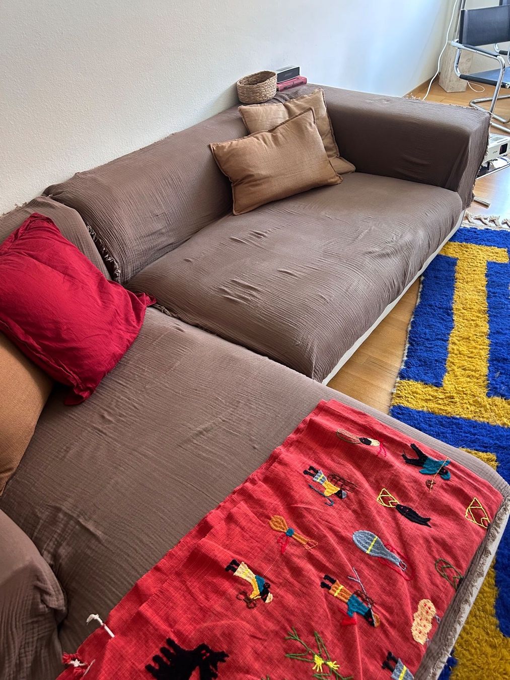 Divani: Bequemes Ecksofa zu verschenken - Bezüge waschbar – Usato da Zürich venduto da Dtaesche 2
