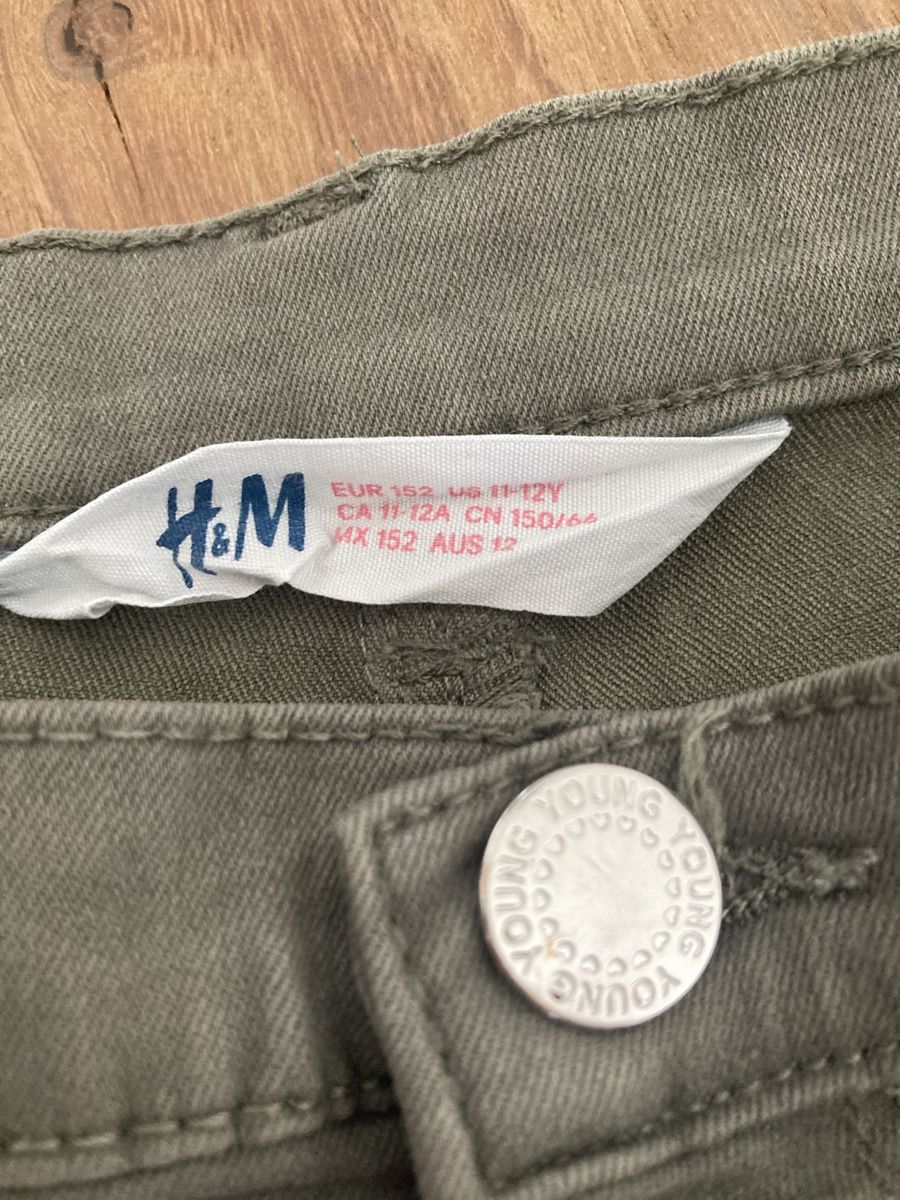 H&M Pantaloni: Hose Gr. 146 / 152 – Usato da Luzern venduto da Aldabema 2