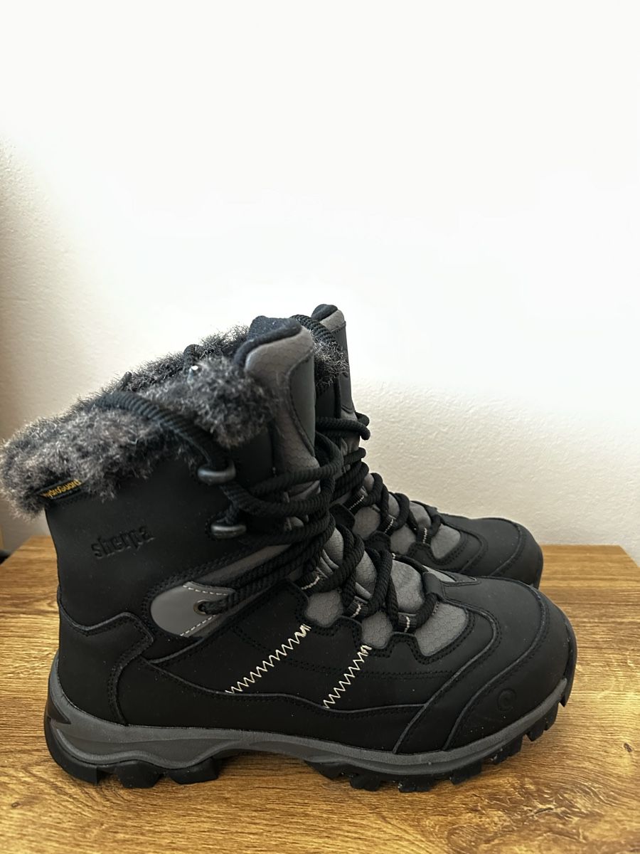 Sherpa Chaussures femmes: Winterschuhe Sherpa  – D'occasion à Visp par inf_7cg2