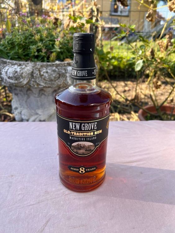New Grove Old Tradition Rum Online Bestellen? - Drankenwebshop