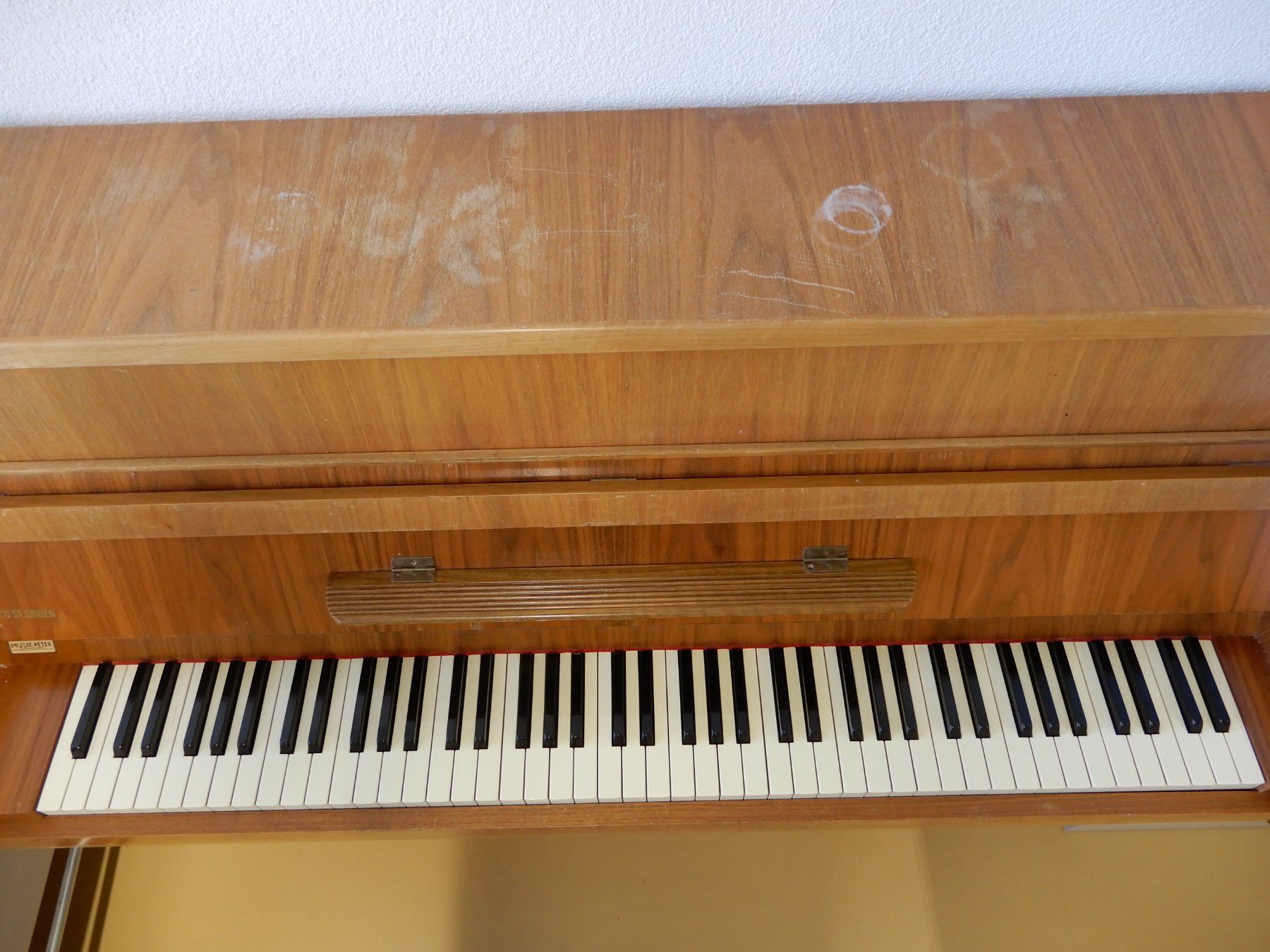 Musikinstrumente: Klavier – Gebraucht aus Sargans von Benziner 2