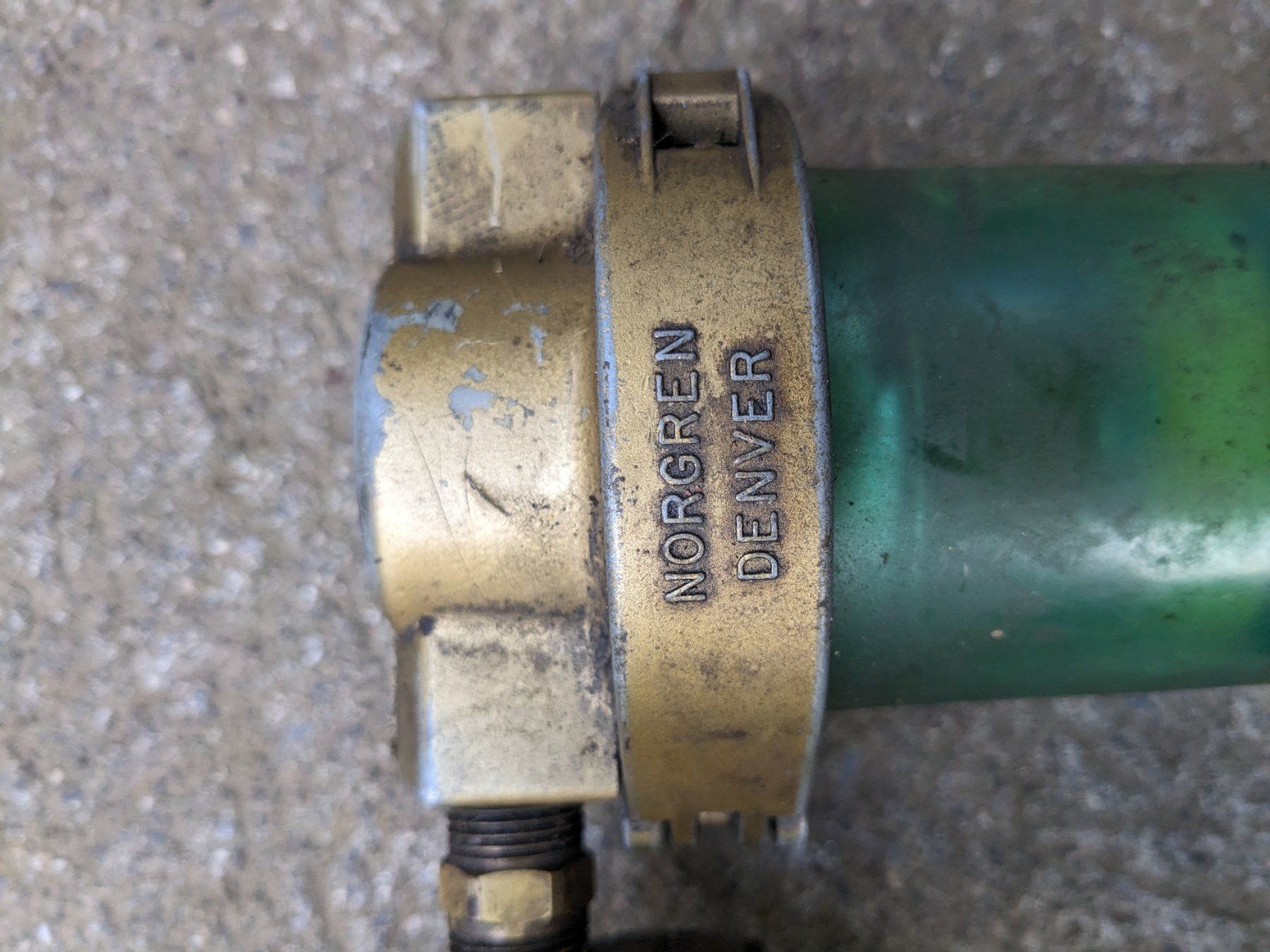 Altro per la casa: Luftarmatur mit Wasserabscheider – Usato da Gunzwil venduto da Niela01 1