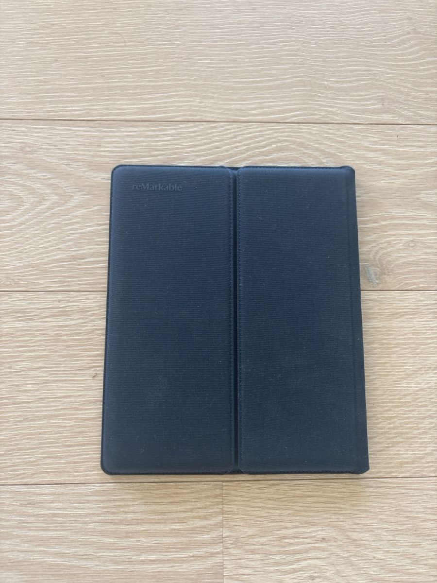 Coques & Protection écran: reMarkable Folio Cover Dark Blue – D'occasion à Uitikon Waldegg par JanicaGe