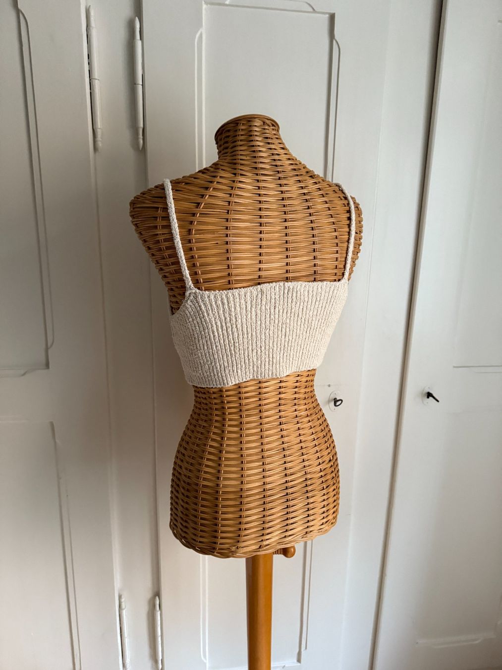 Zara Top: ZARA - cropped Stricktop offweiss S – Usato da Zürich venduto da Diazaio 2