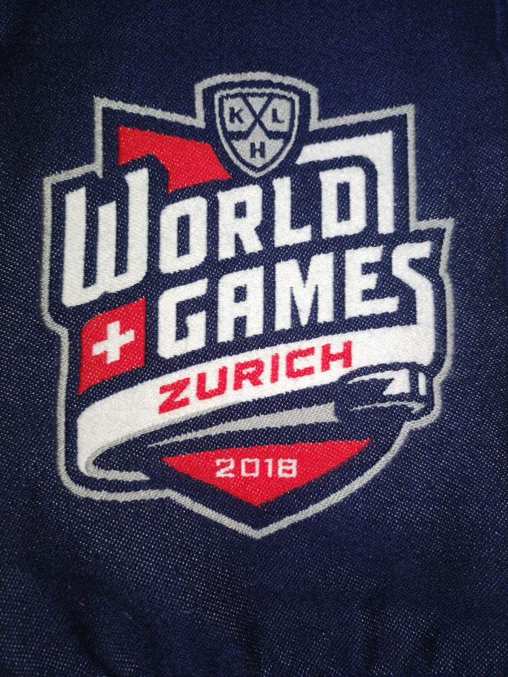Foulard & Sciarpe: KHL Eishockey Fan Schal – Usato da Schwanden Sigrisw venduto da len_9yqg 1