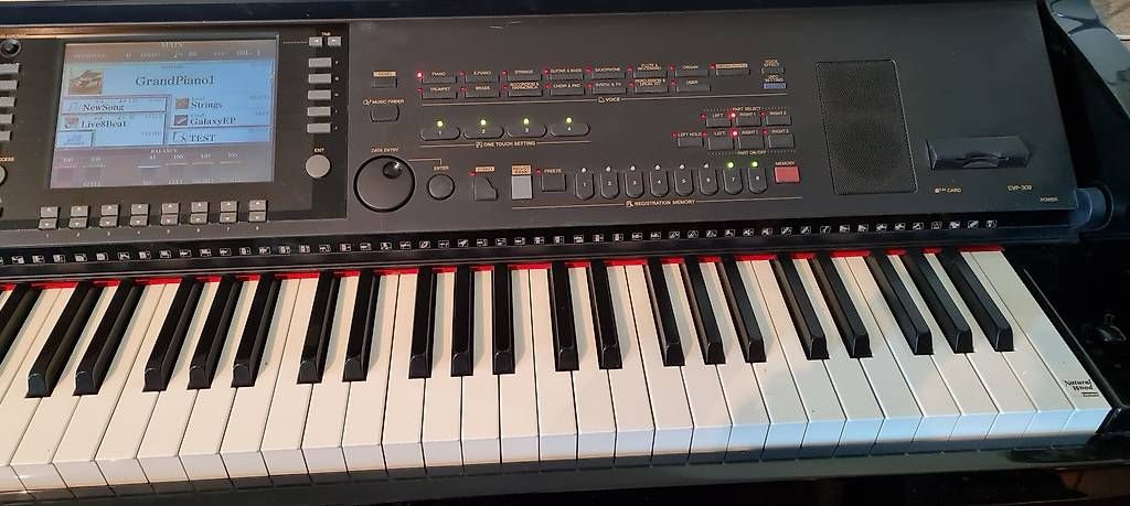 Musikinstrumente: YAMAHA CLAVINOVA CV 309 – Gebraucht aus Muttenz von mus_c9gh 2
