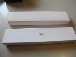 IWC Uhrenschachtel Damen Weiss Mit Schwarzem Samd Etui Neu