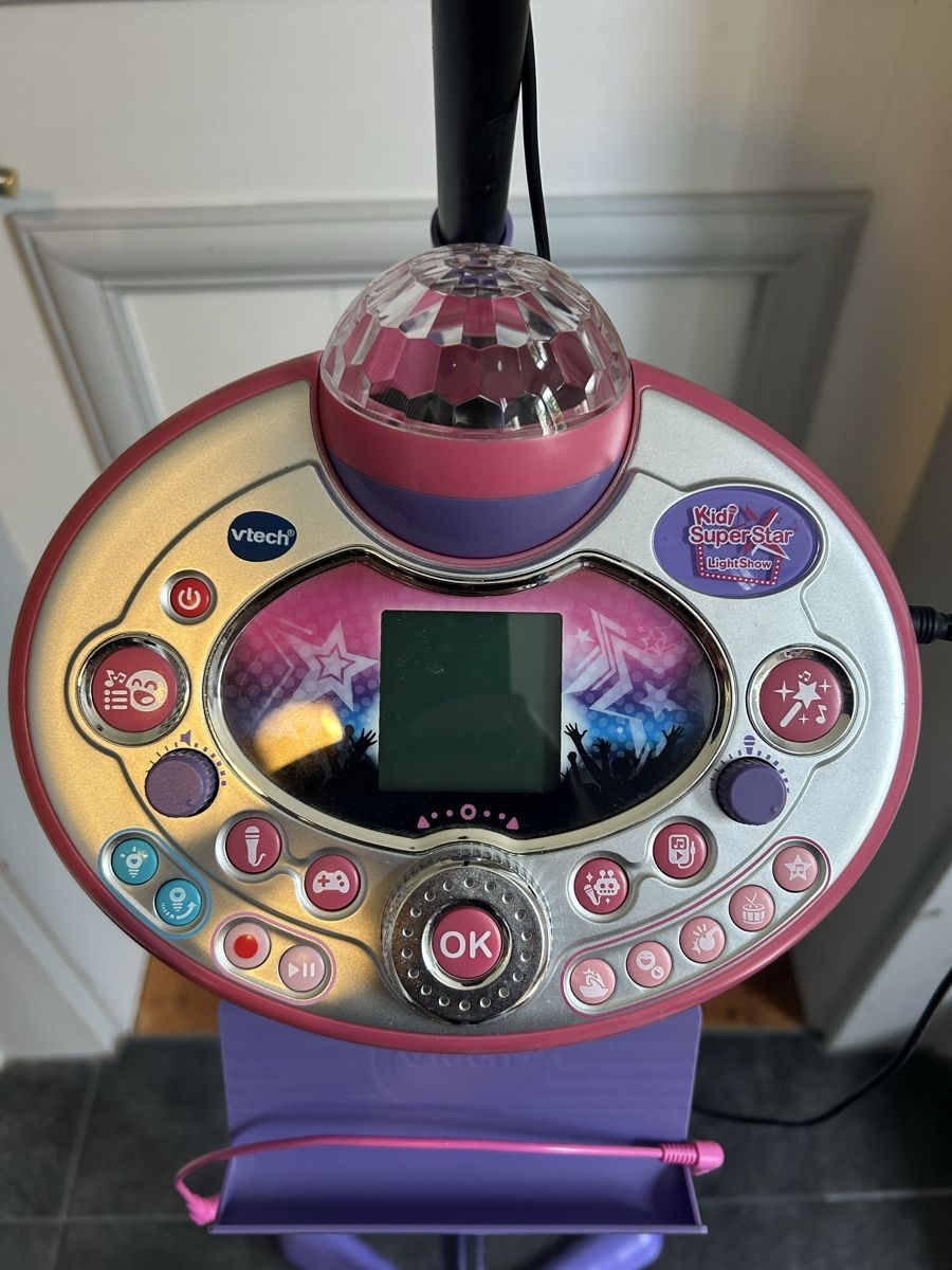 Vtech Giocattoli: VTech Kidi Super Star Karaoke-Tower mit Mikrofon, Top! – Usato da Worblaufen venduto da BergerClassics 1