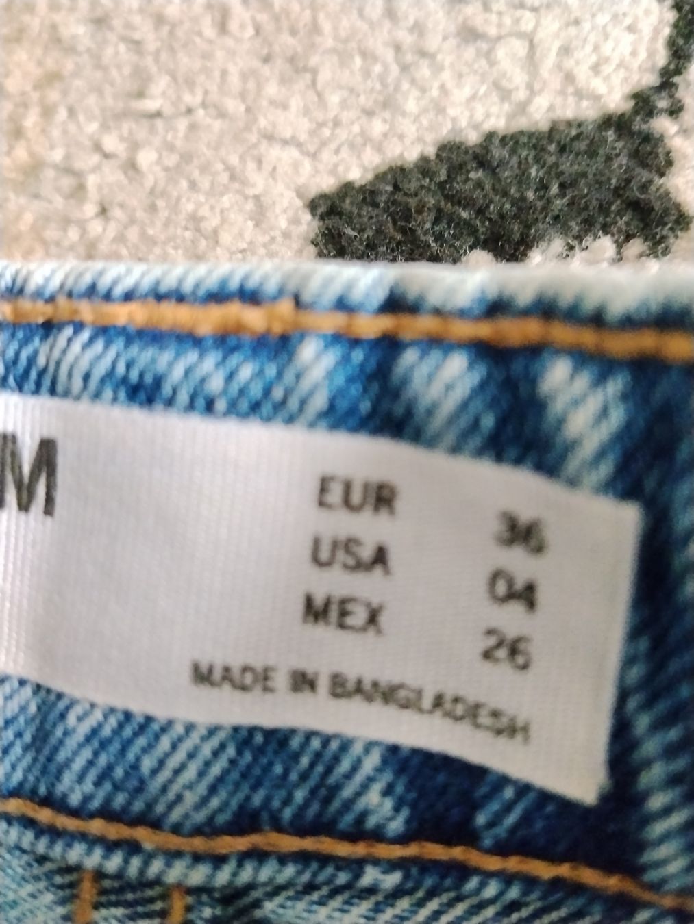 Gonne: Jeansrock Gr. 36 mit Schlitz  – Usato da Kloten venduto da Pacanda 2