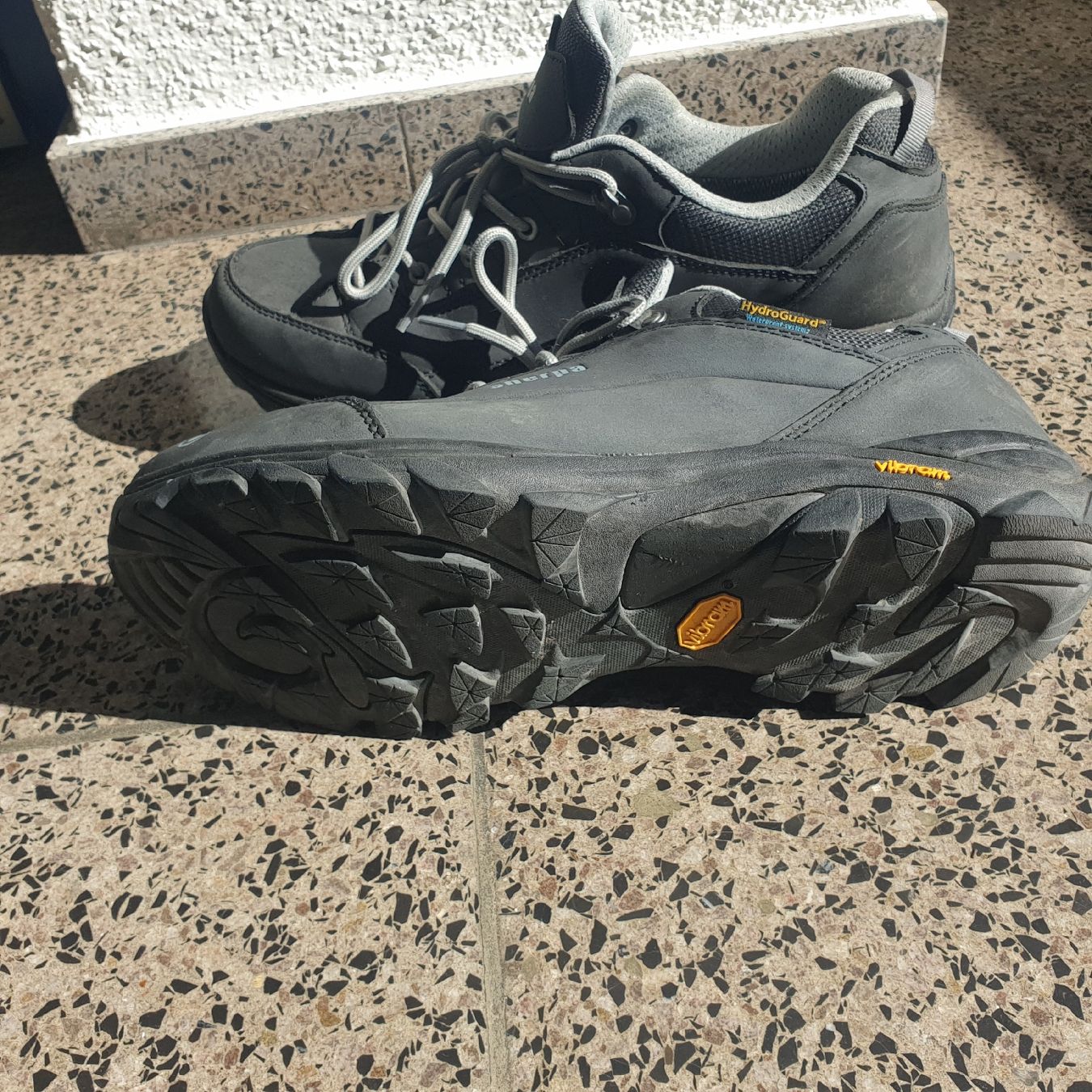 Chaussures hommes: Sherpa Wanderschuh – D'occasion à Oberengstringen par Marios0 1