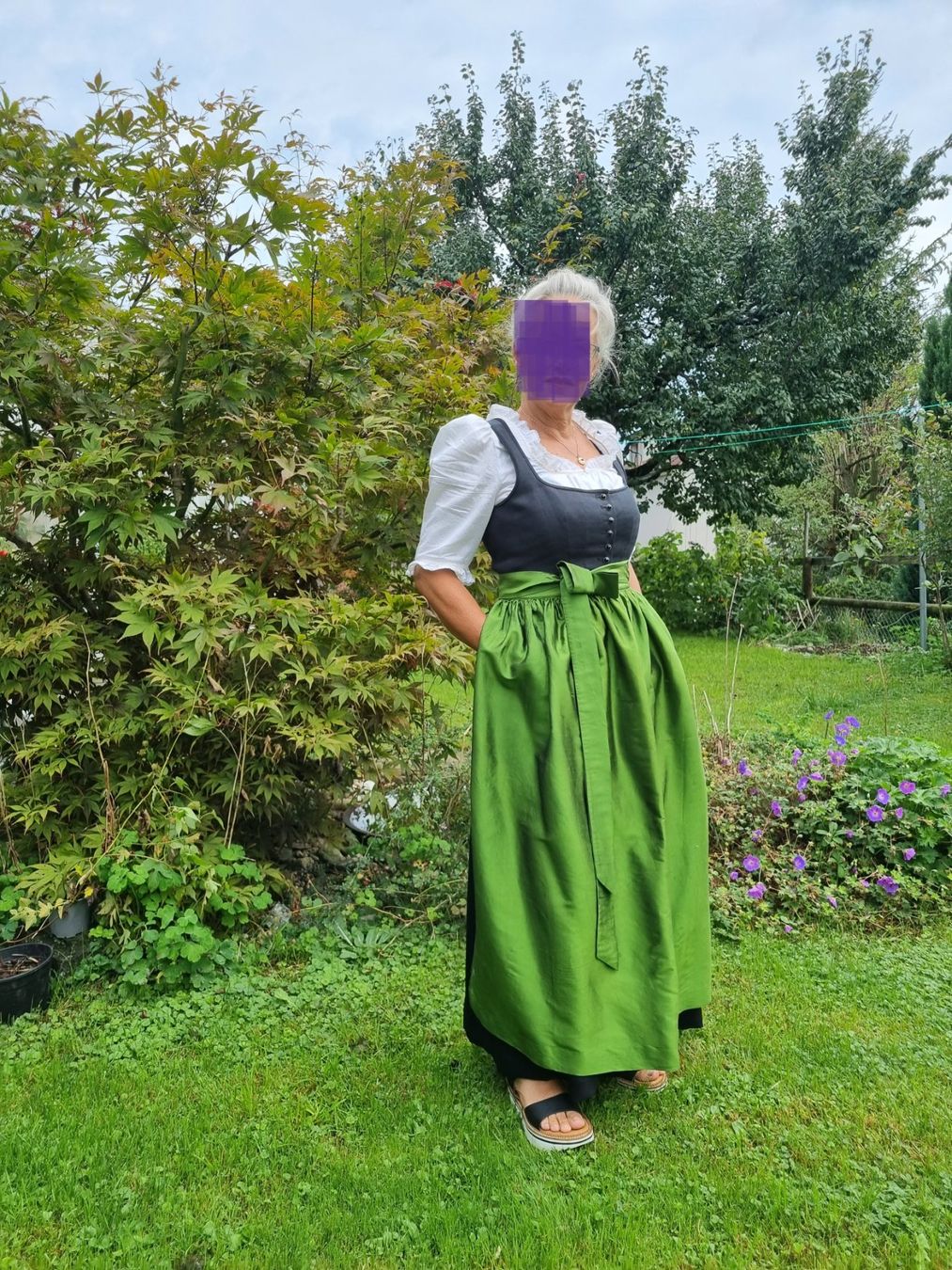 Robes: Dirndel – D'occasion à Flawil par Stelly