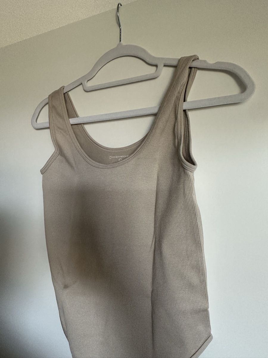Jumpsuits: Body Damen Schwarz Grösse L Neu – D'occasion à Reinach BL par Alles_muss_weg00 6