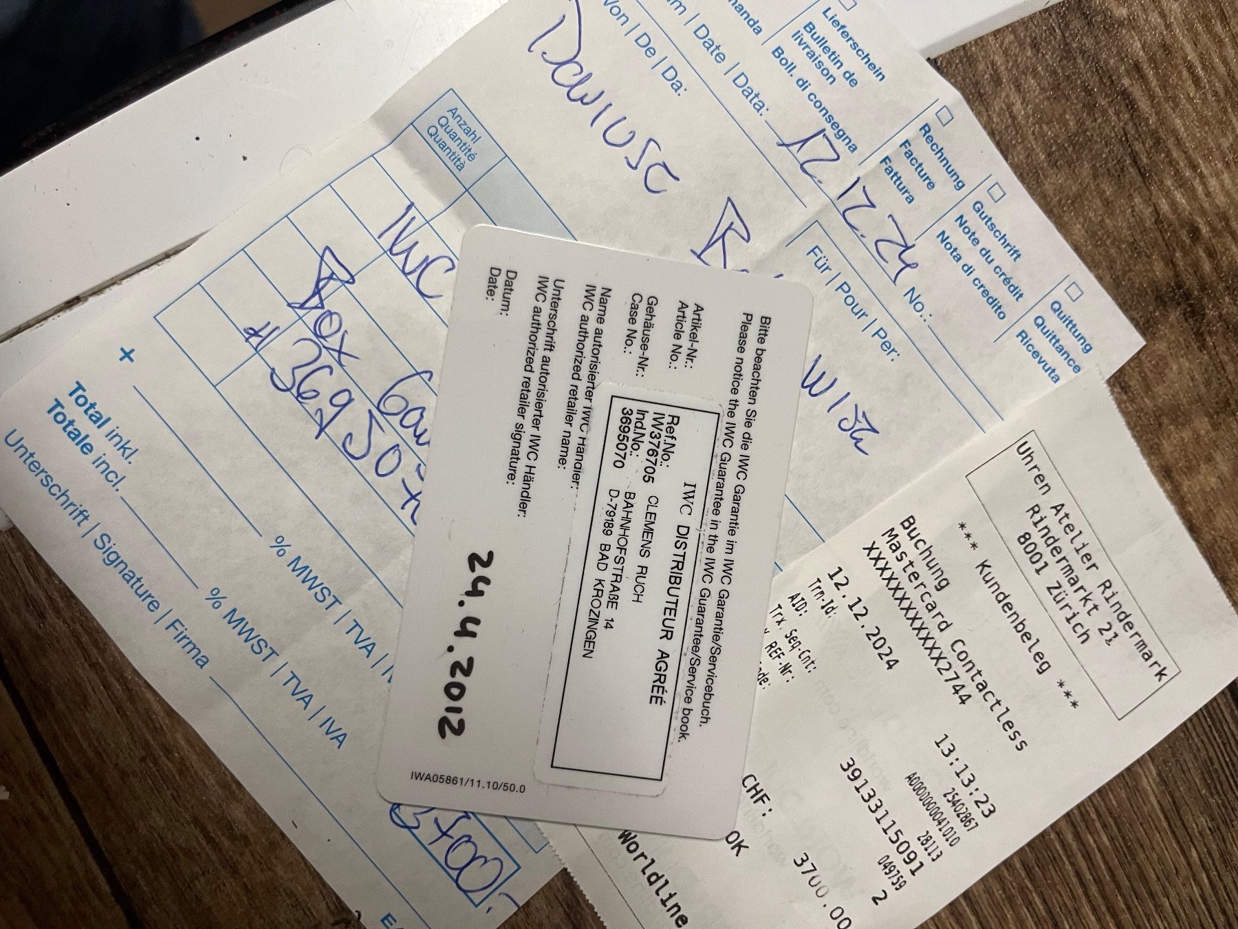 IWC Orologi: IWC SET BOX CARD UND FULL INVOICE SWISS – Usato da Adliswil venduto da Skyline1 5