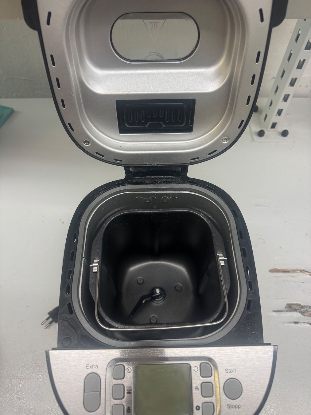 Betty Bossi Küchengeräte: Betty Bossi Brotbackautomat Pro – Gebraucht aus Zürich von pamleano 1