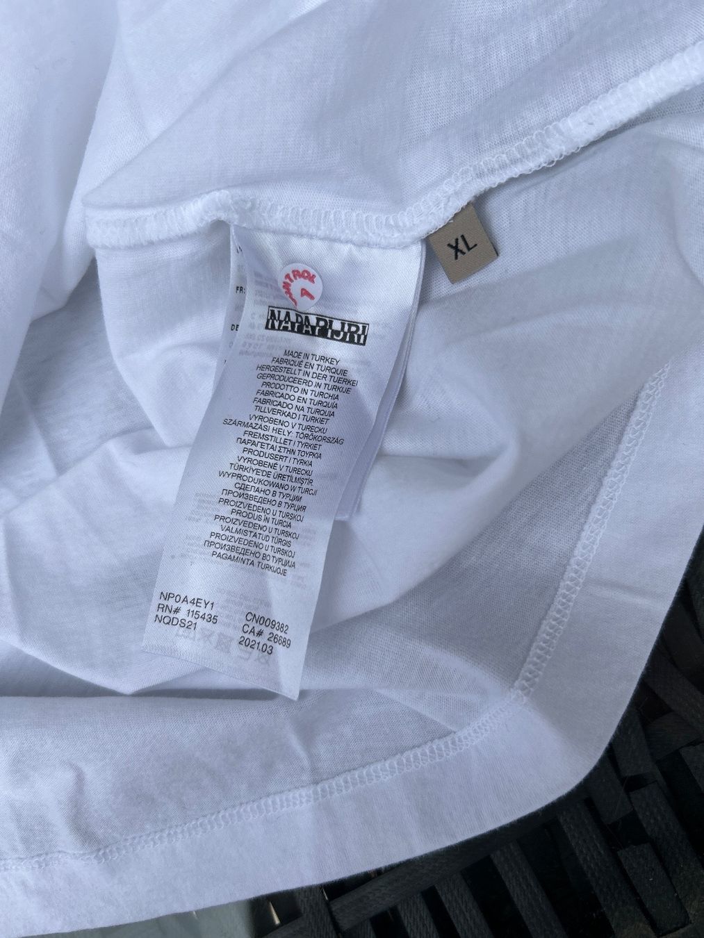 Napapijri T-shirt: Napapijri T-Shirt Neu – Nuovo e nell'imballaggio originale da Vezia venduto da sidu03 2