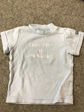 Süsses Sterntaler T-Shirt "copyright by Mom&Dad" Gr. 62cm
