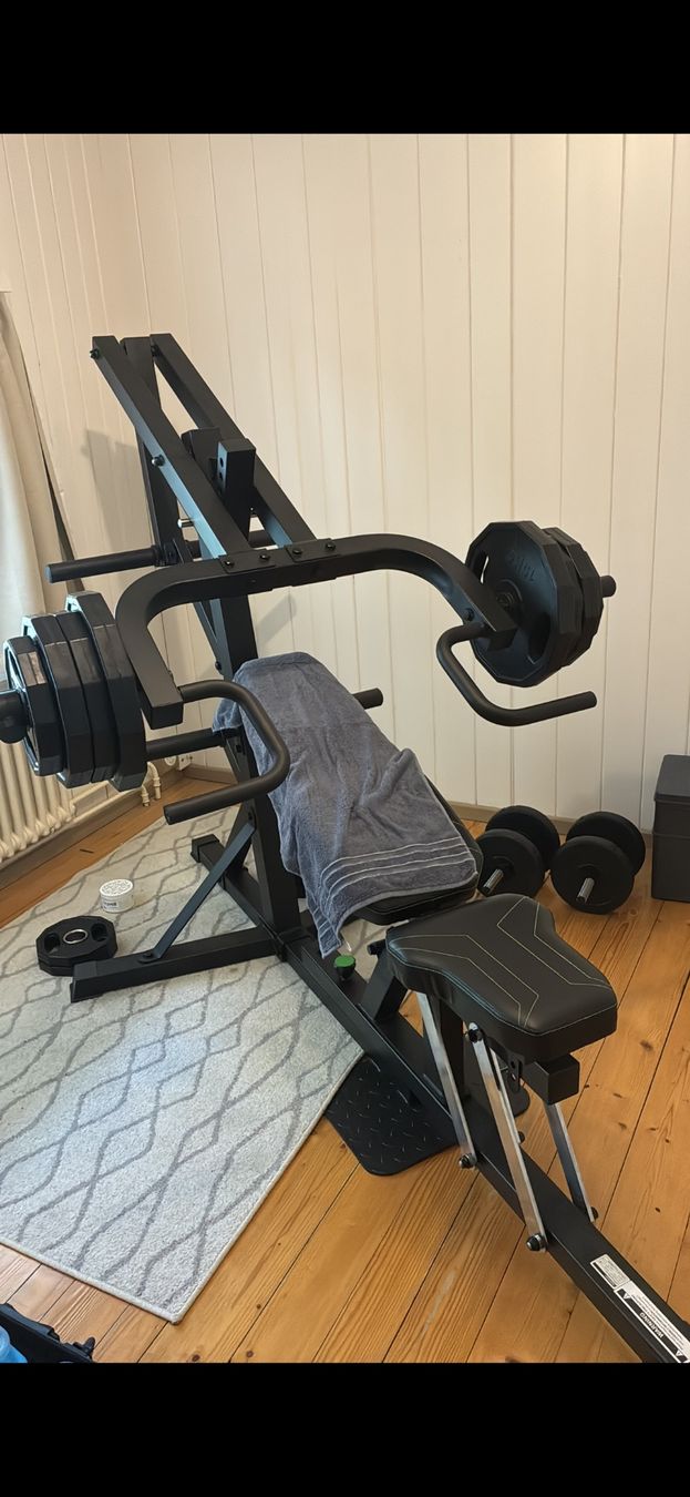 Tunturi Hometrainer: Kraftstation Tunturi WT 80 – Neu (gemäss Beschreibung) aus Zug von rei_kd9n
