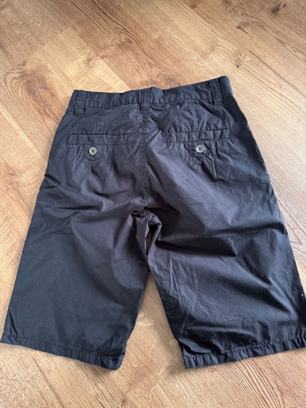 Guess Pantaloni: Marken Shorts – Usato da Frauenfeld venduto da Jacqueline050 1
