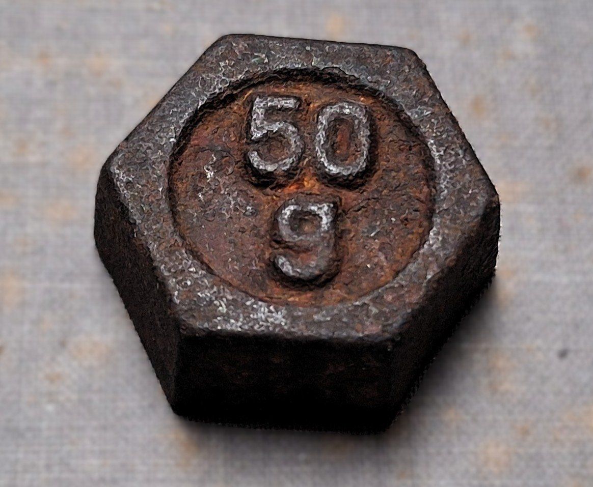 Bilance e pesi: Gewichtsstein 50 Gramm, antik, ab 1.- – Usato da Winterthur venduto da chvch 1