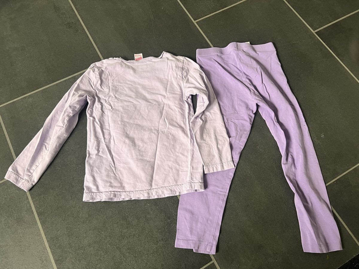 Pyjamas & Ähnliches: Pyjama Gr.122/128 Lila Fee – Gebraucht aus Thun von Siladi 2