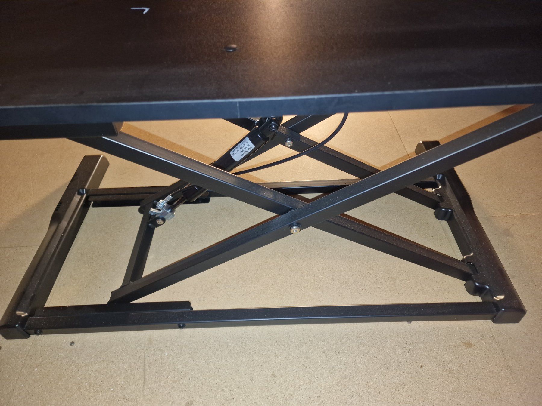 Bureaux: Sit-Stand Desktop Workstation – D'occasion à Gams par Lorize 3