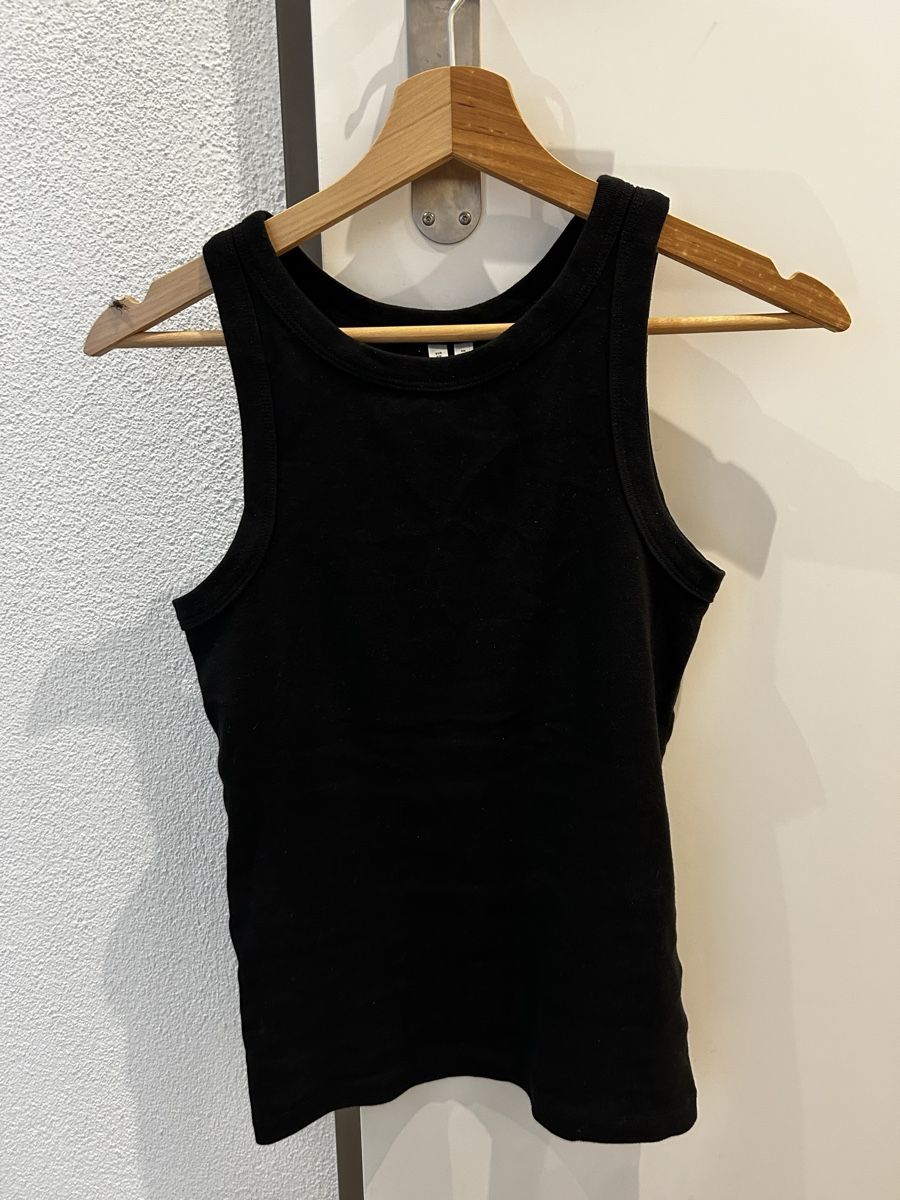 Arket Top: ARKET Tanktop XS schwarz  – Nuovo (secondo la descrizione) da Zürich venduto da cos_b629
